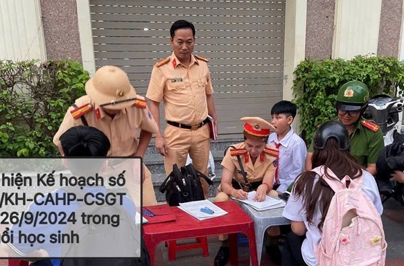 Công an quận Hồng Bàng kiểm tra, xử lý 382 trường hợp vi phạm TTATGT liên quan đến học sinh